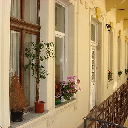 Jokai Apartment Budapest Exterior foto